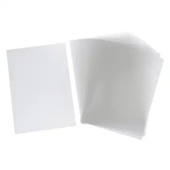 хартиени втулки за папки от прозрачна пластмаса формат А4, състоящ се от 30 части.